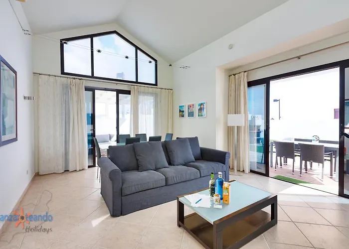 El Golfo * Playa Blanca